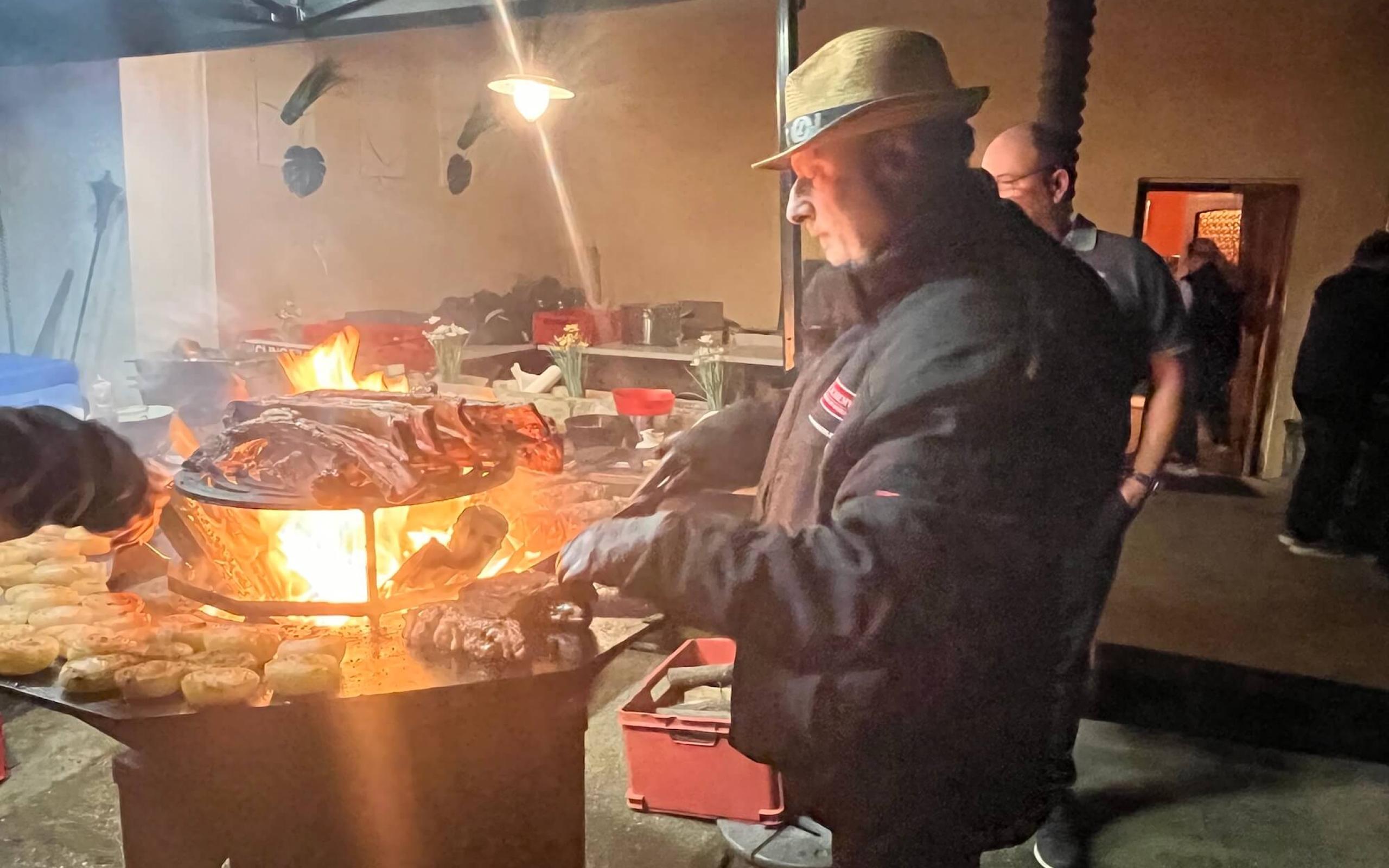 Grillen am offenen Feuer